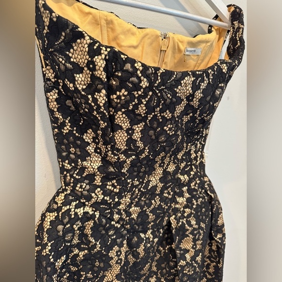 House of CB Charming - off the shoulder cocktail dress size small - Picture 10 of 15